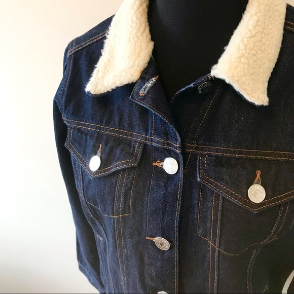 Denim jacket with faux fur collar - Picture 2 of 12